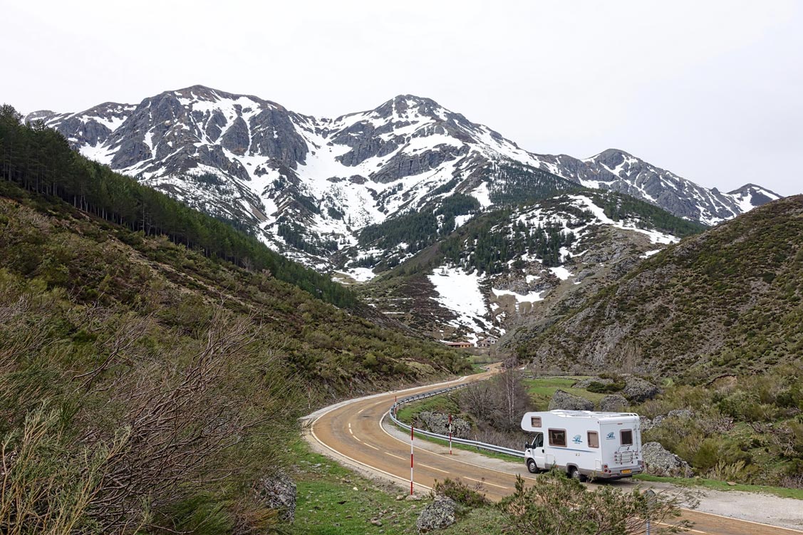 RV Insurance Coverage: What To Know & How To Save (2024)